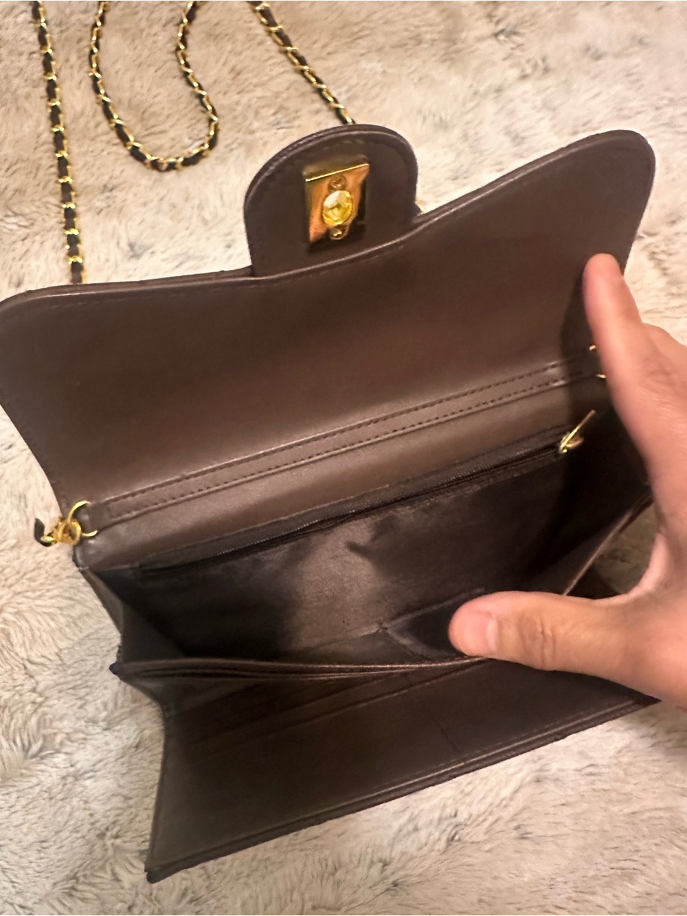 Iconic double c Quilted coffee Brown wallet on chain Bag - Picture 5 of 10